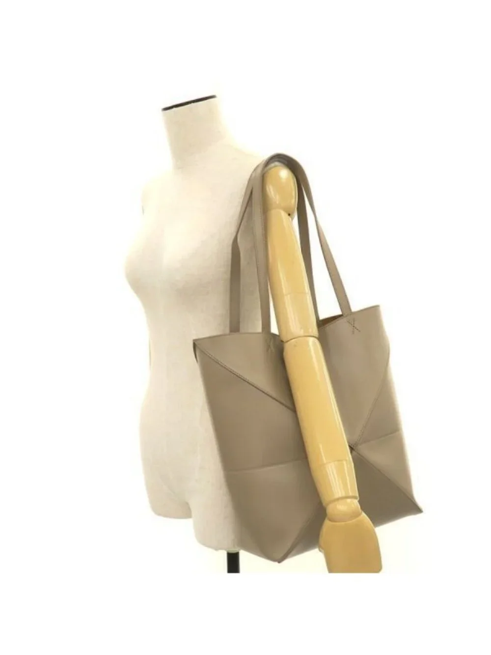 Loewe brand model